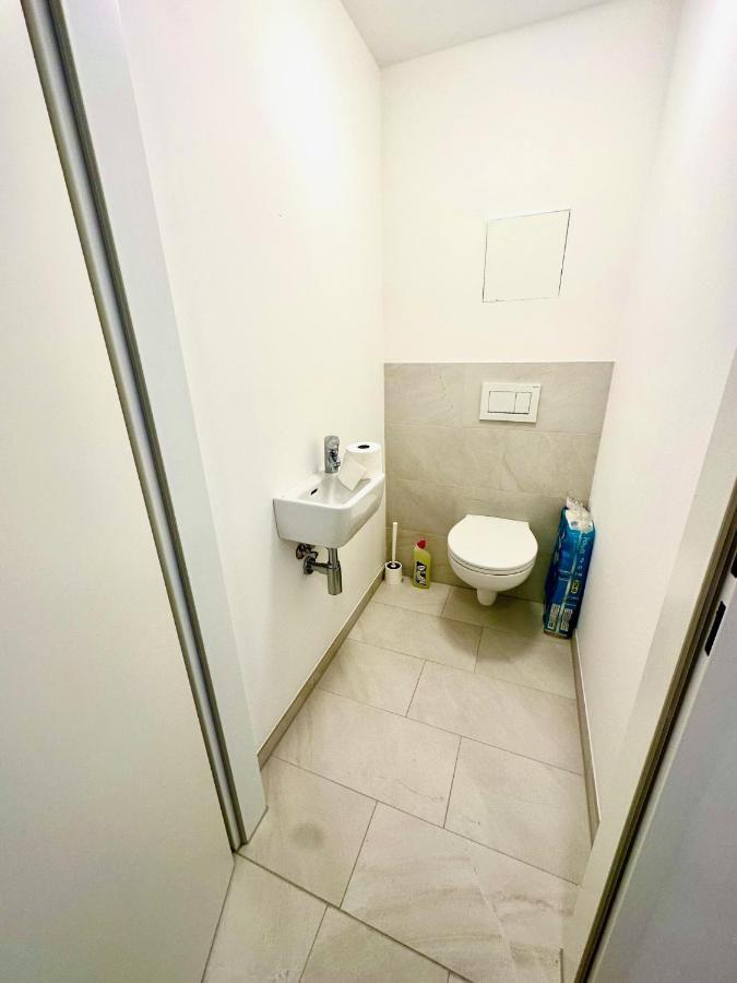 Forsthaus 30 Free Garage Lägenhet Wien Exteriör bild